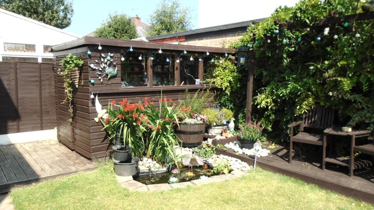 Tea In Liverpool - Private - Quiet - Ground Floor - En-Suite - Walk-In-Shower Exterior photo