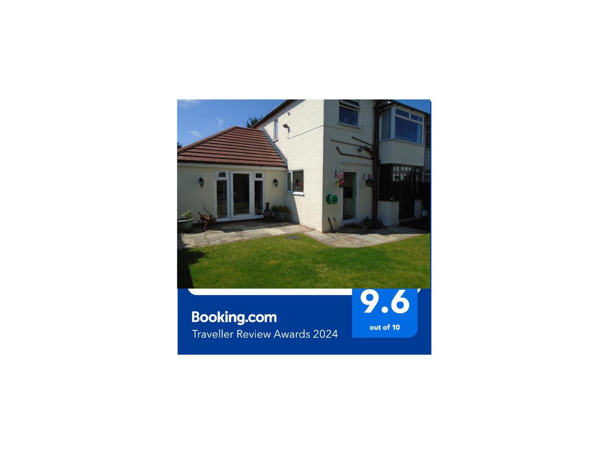 Tea In Liverpool - Private - Quiet - Ground Floor - En-Suite - Walk-In-Shower Exterior photo