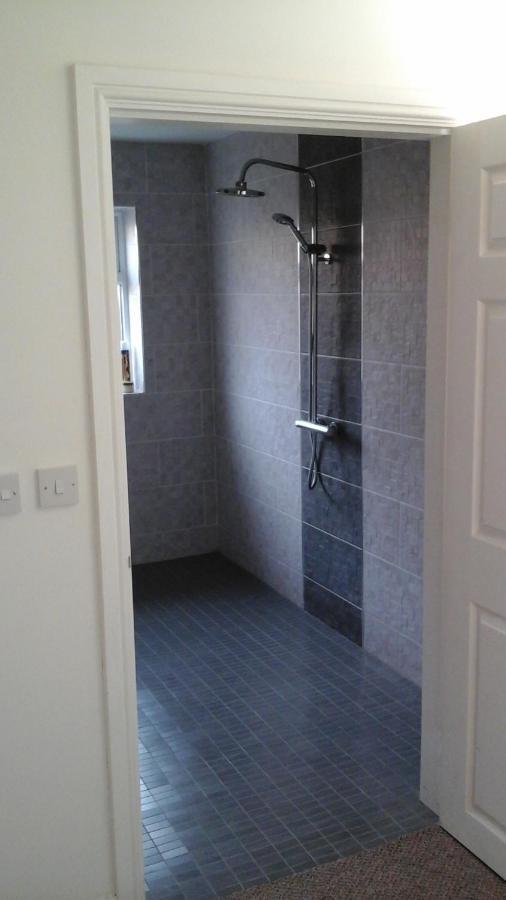 Tea In Liverpool - Private - Quiet - Ground Floor - En-Suite - Walk-In-Shower Exterior photo